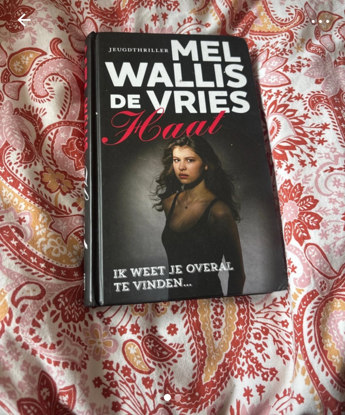 Jeugdthriller Haat - Mel Wallis de Vries, Ophalen of Verzenden, Zo goed als nieuw, Nederland