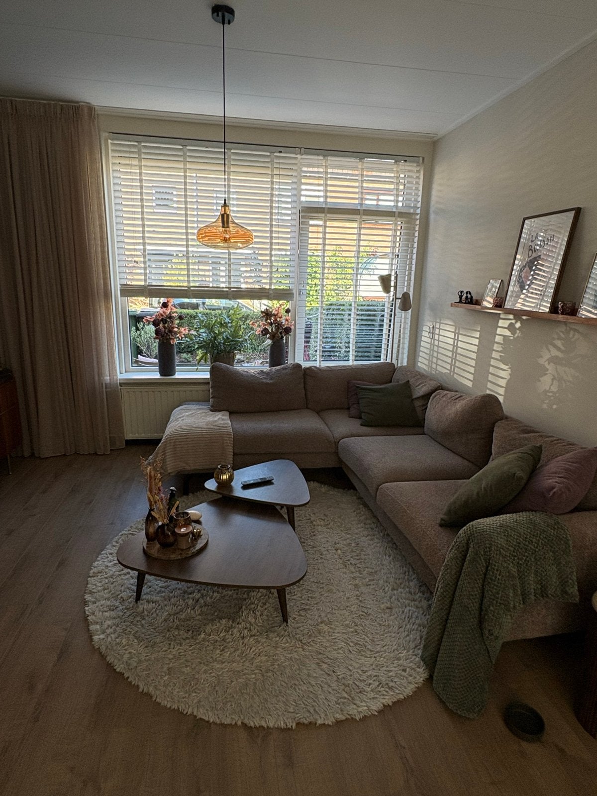 Hoekbank zand/beige, Huis en Inrichting, Banken | Bankstellen, Ophalen, 250 tot 300 cm, Gebruikt, Hoekbank