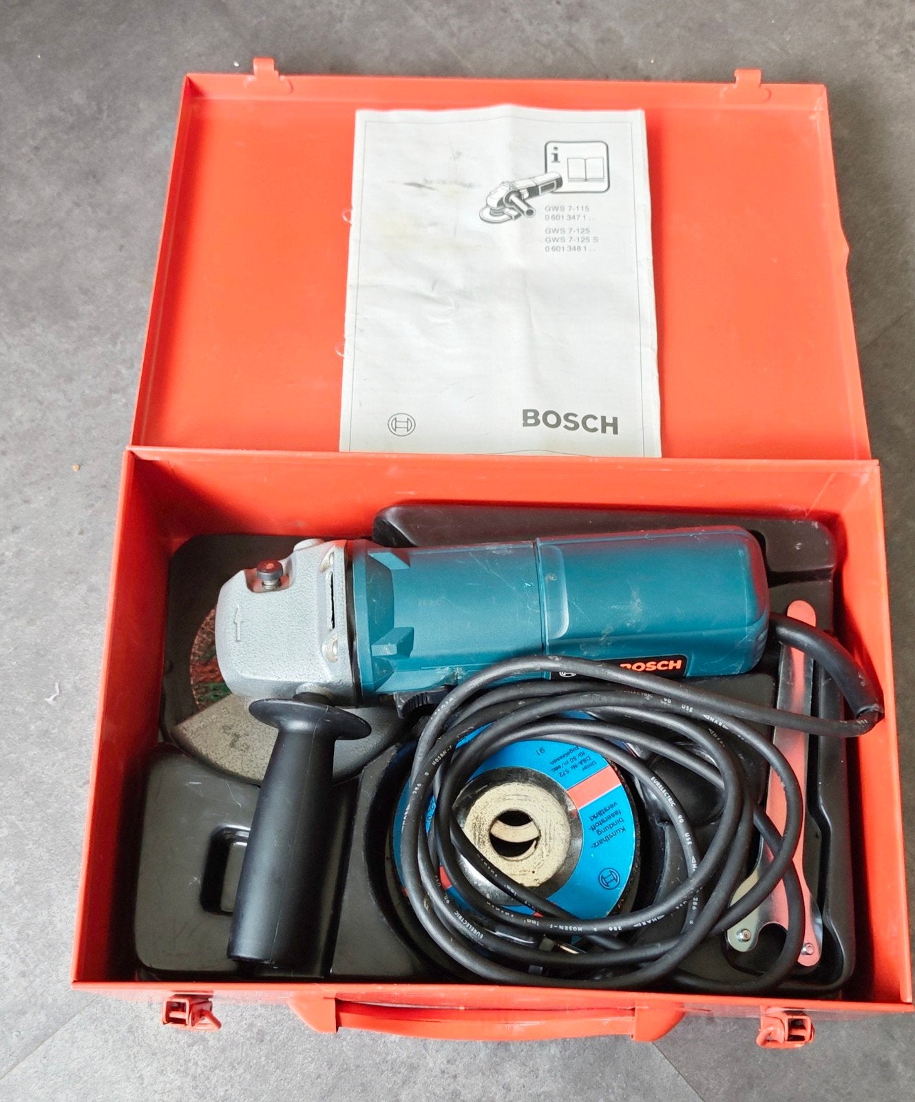 Bosch PRO GWS 7-115 Haakse slijpmachine met koffer, Ophalen of Verzenden, Gebruikt, 700 tot 1000 watt, Haakse handslijpmachine