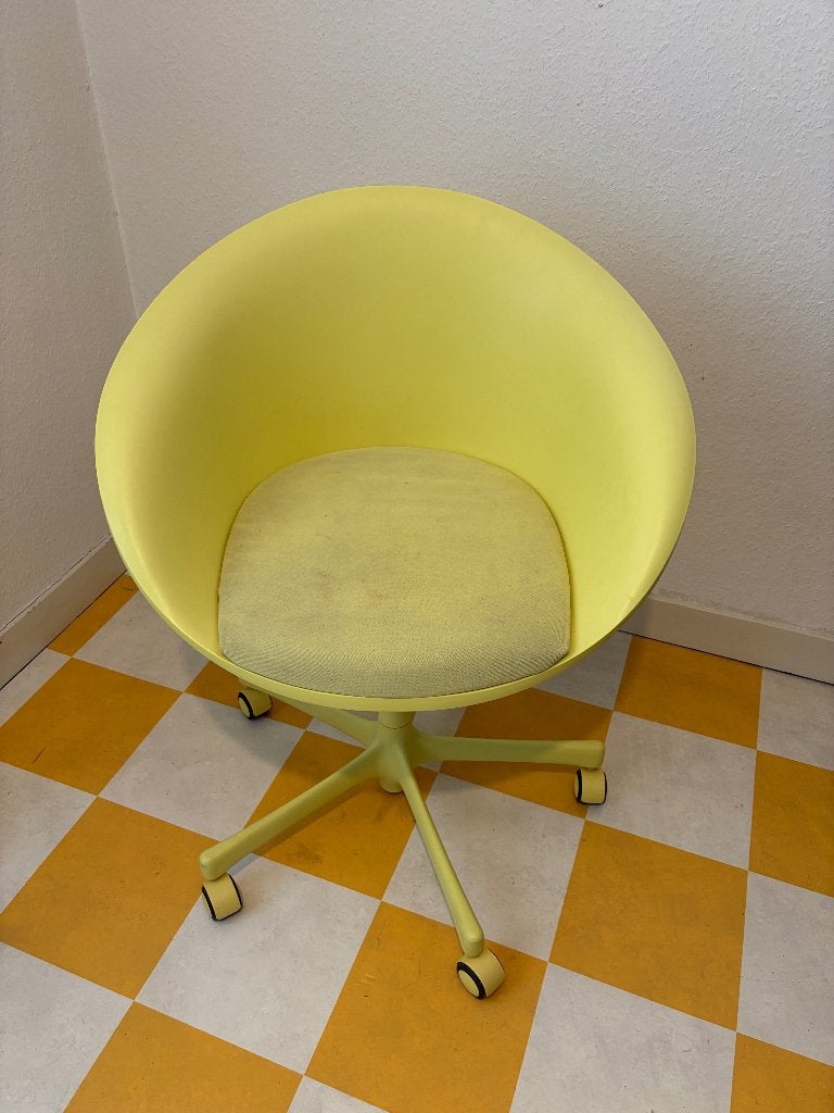Vitra Hula Hoop draaistoel Philippe Starck kleur Lime, Huis en Inrichting, Ophalen, Overige kleuren, Design, Zo goed als nieuw
