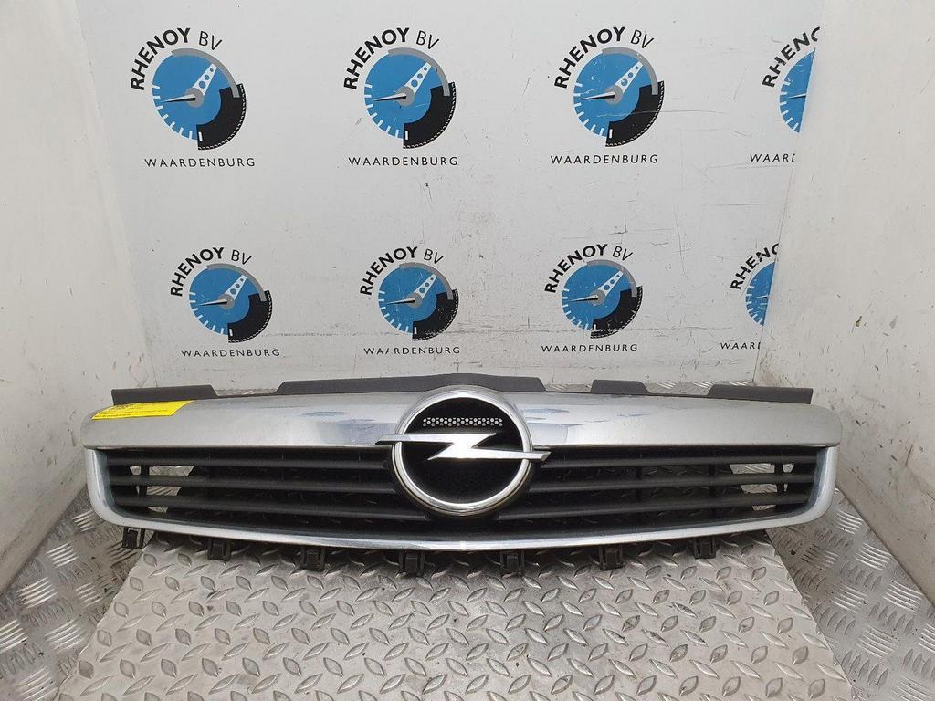 OPEL ZAFIRA GRILLE 2005, Auto-onderdelen, Ophalen of Verzenden, Gebruikt, Stiba lid