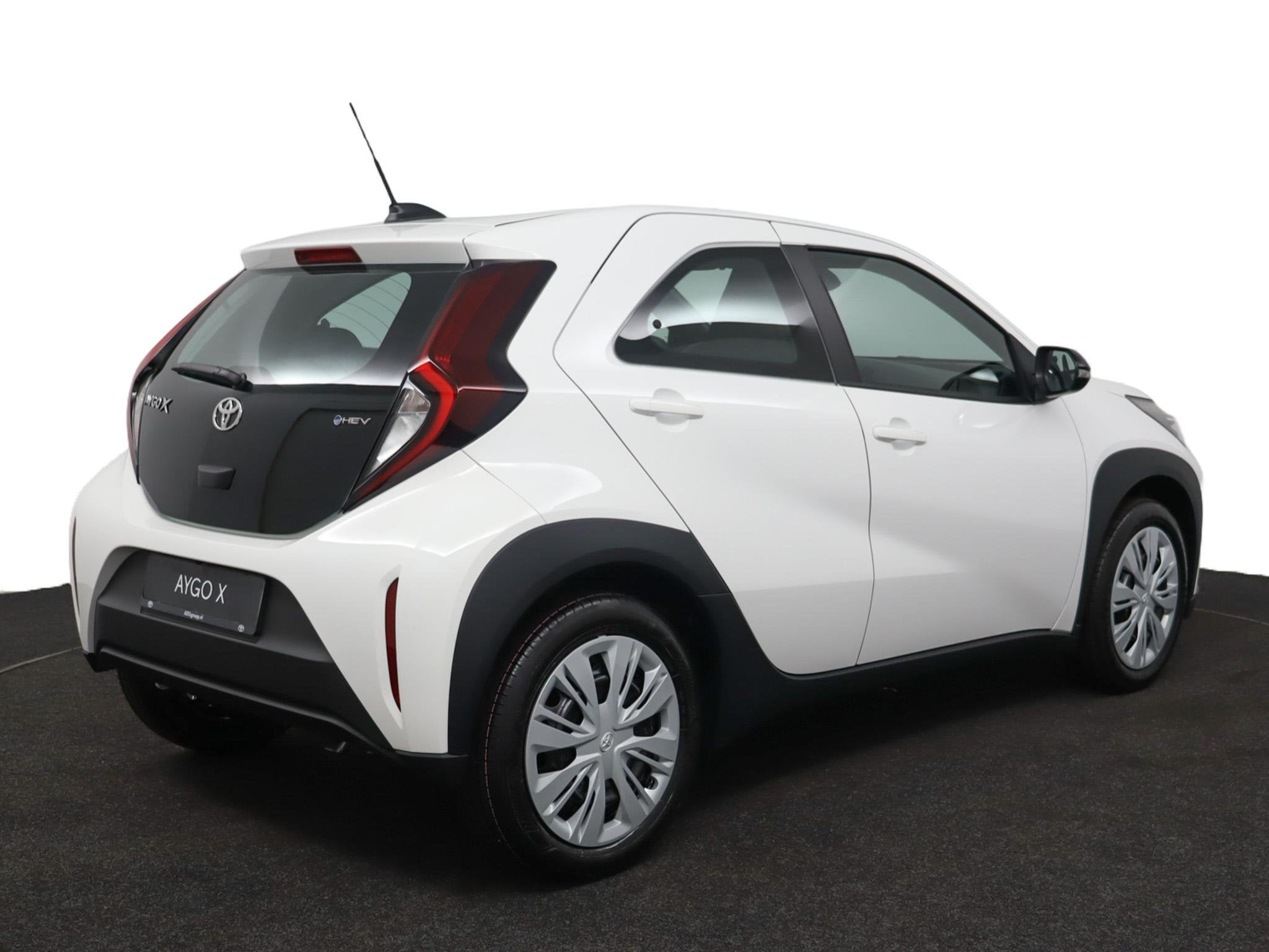Toyota Aygo X Hybrid 115 play, Stof, Euro 6, Overige kleuren, 4 stoelen