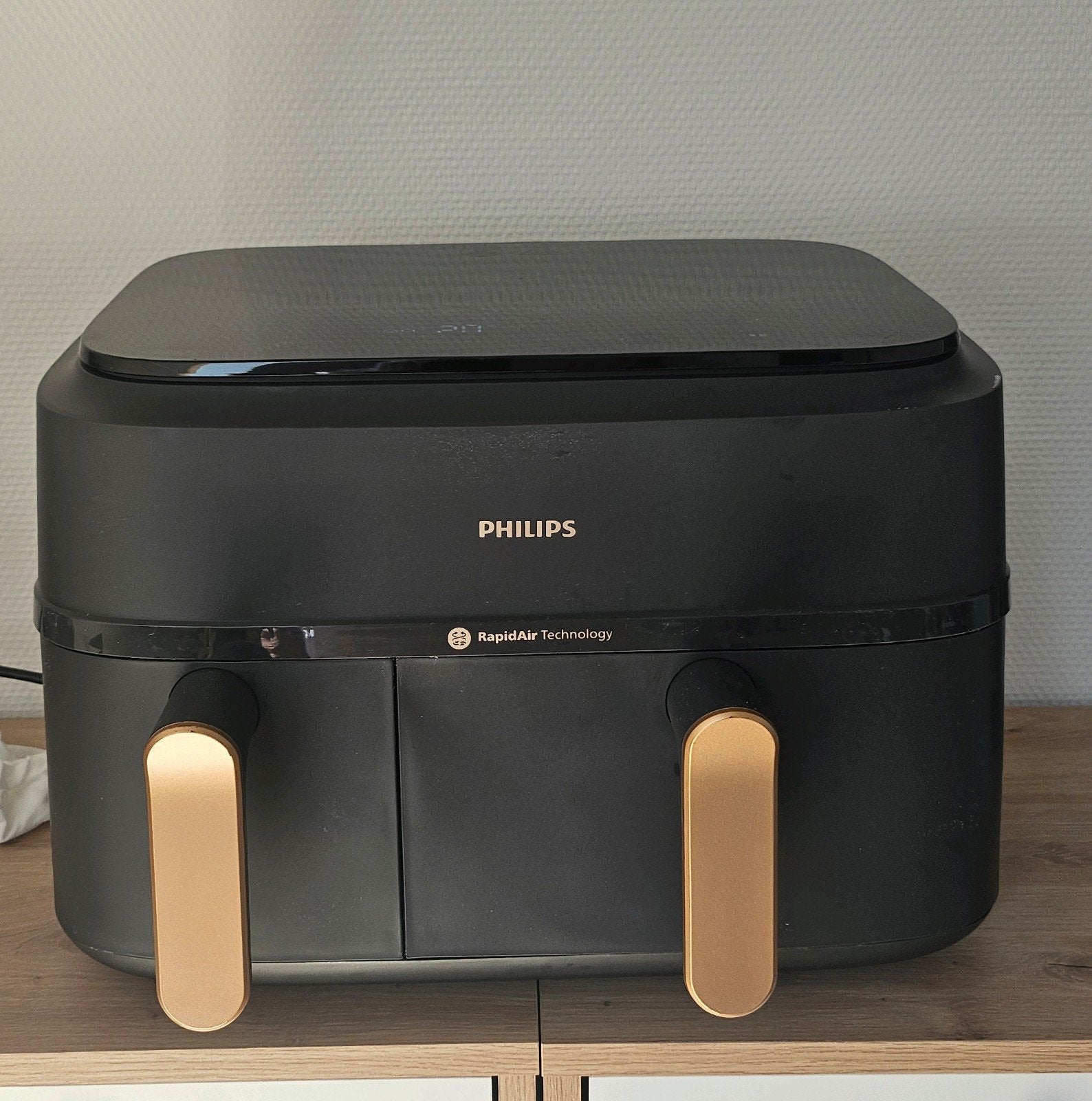 Philips Airfryer Dual Basket - Zo goed als nieuw, Ophalen of Verzenden, Zo goed als nieuw, Airfryer, 1500 gram of meer