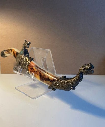 Decoratieve dolk met draken en mythologische afbeeldingen, Ophalen of Verzenden, Gebruikt