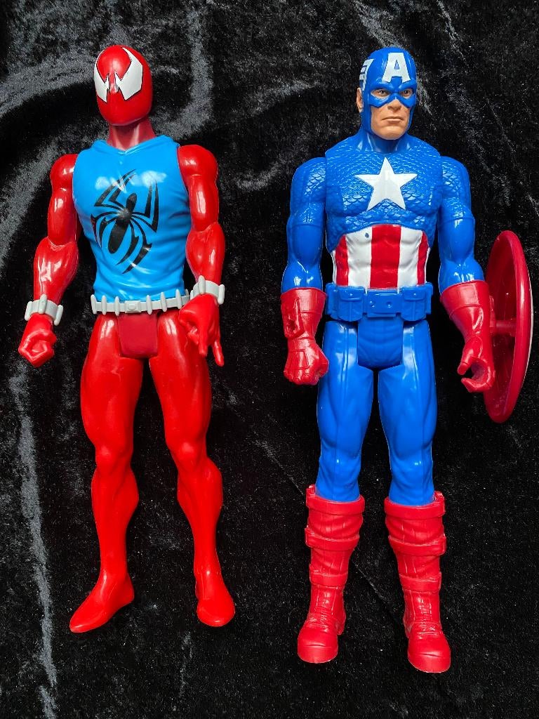 Captain America & Spiderman, Ophalen of Verzenden, Zo goed als nieuw