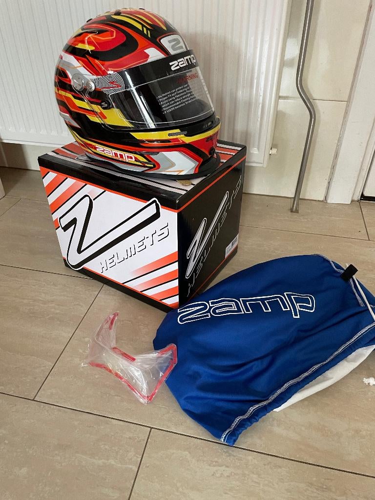 (Kart) Helm junior!!, Ophalen, Zo goed als nieuw, Helm of Handschoenen