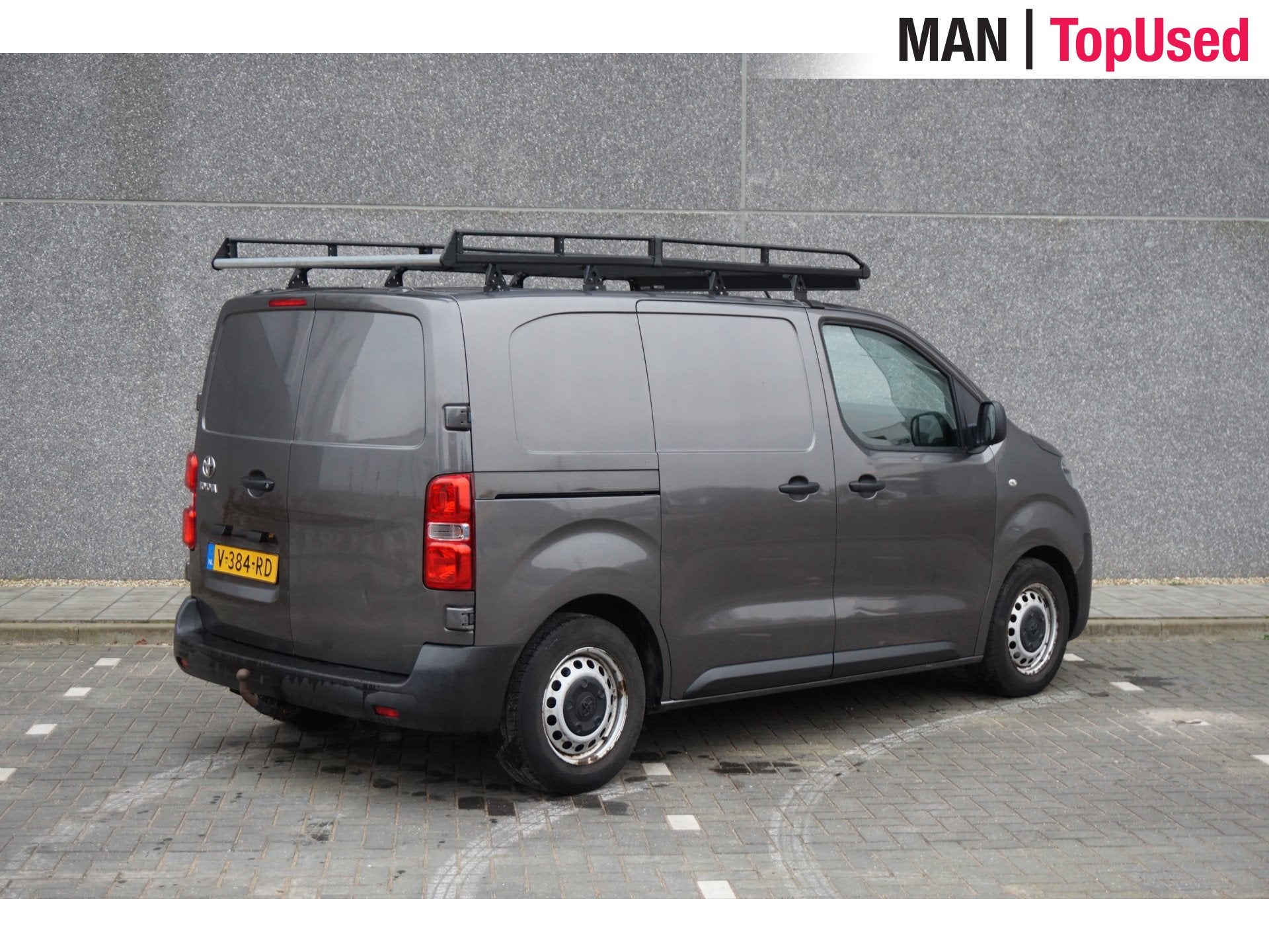Toyota ProAce Compact 1.6 D-4D Cool Comfort / Trekhaak / Nav, Auto's, Voorwielaandrijving, Gebruikt, Euro 6, 4 cilinders