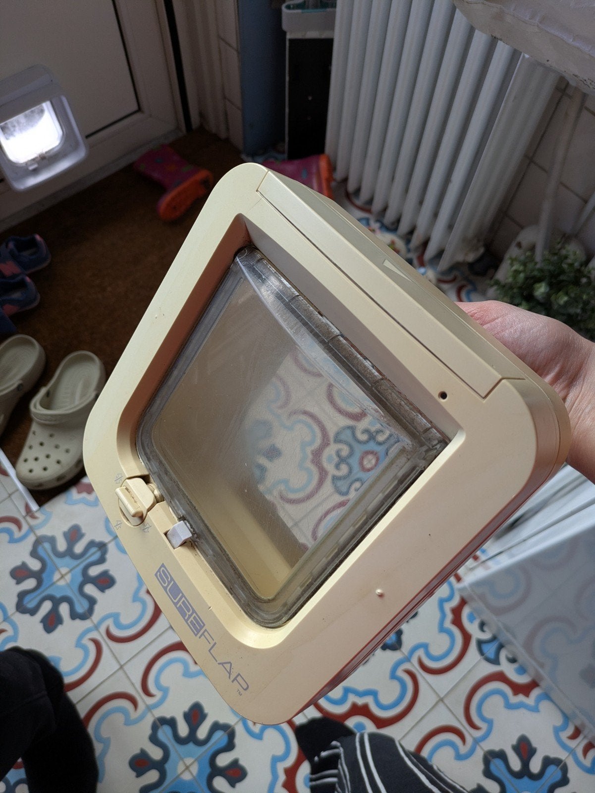 Sureflap microchip kattenluik, vergeeld, Ophalen of Verzenden, Gebruikt