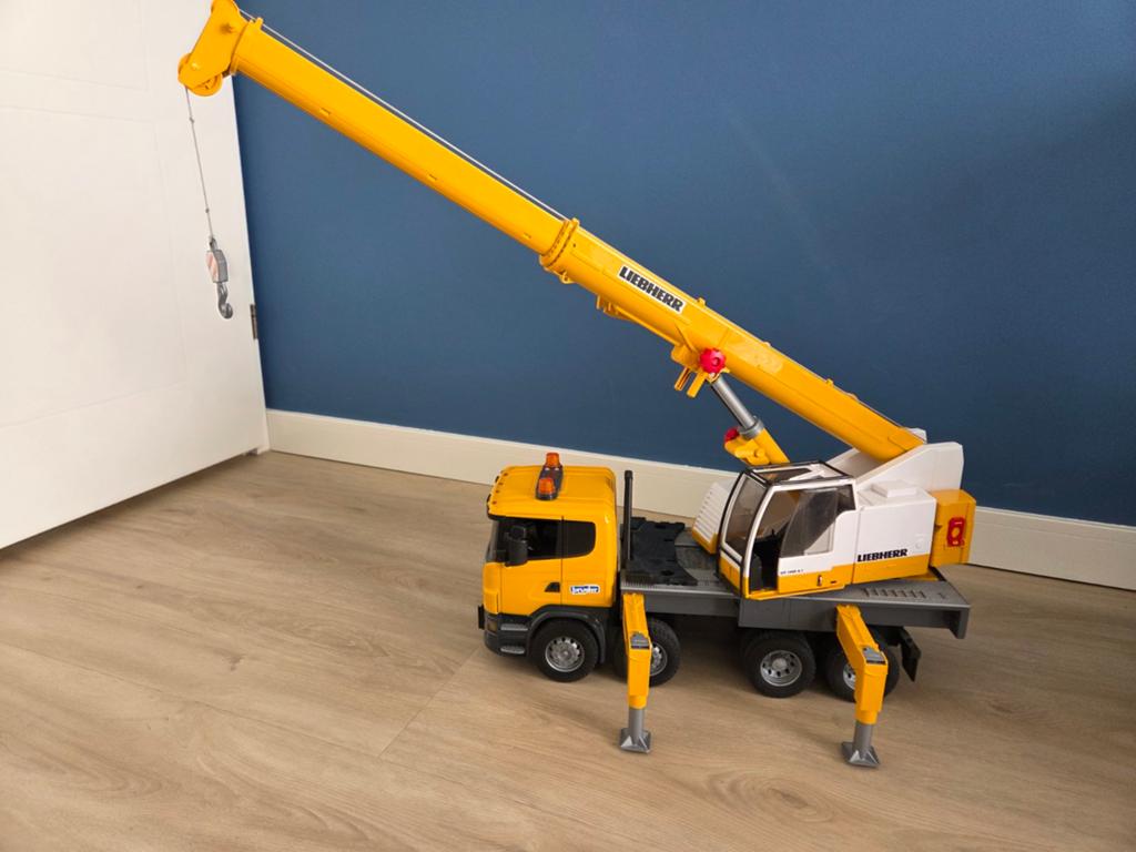 Bruder Liebherr Kraanwagen, Kinderen en Baby's, Speelgoed | Speelgoedvoertuigen, Ophalen, Gebruikt