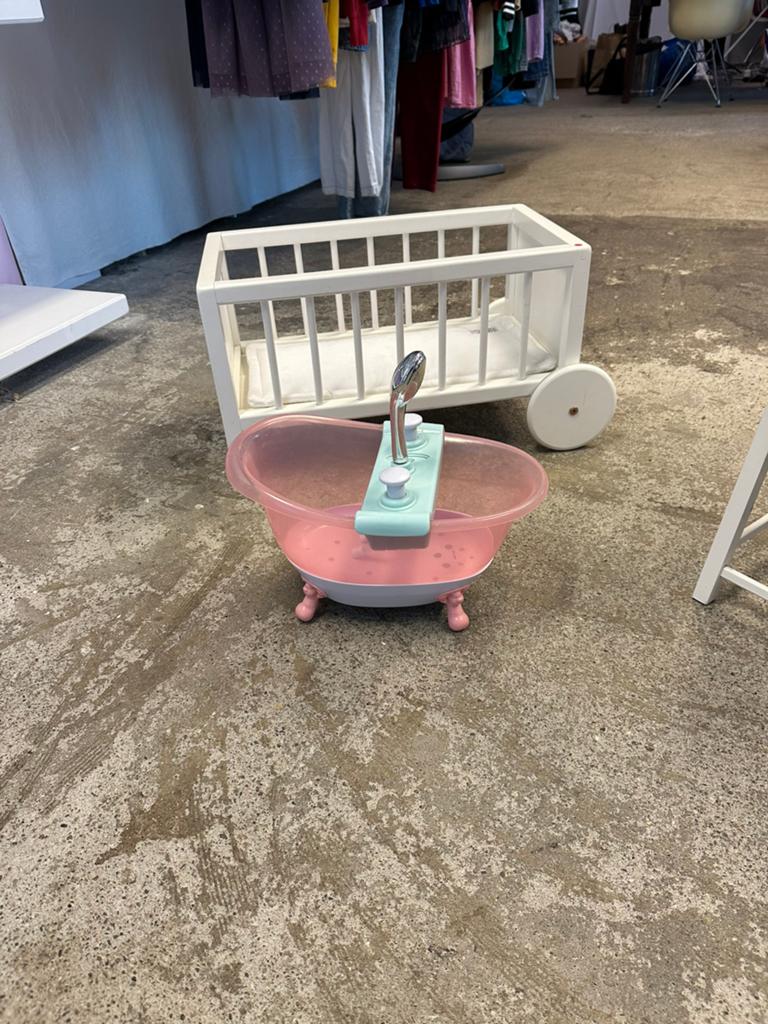 Poppen badje, Kinderen en Baby's, Speelgoed | Poppen, Ophalen, Zo goed als nieuw, Babypop