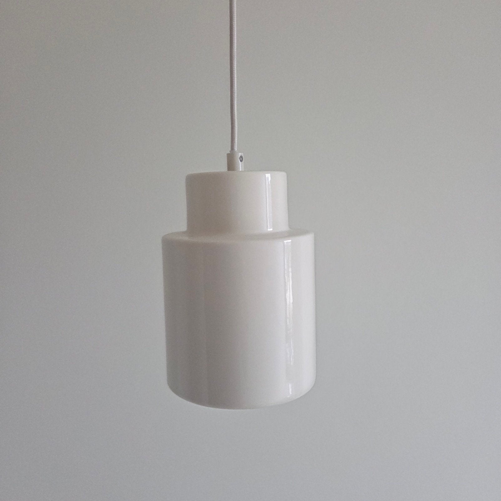 Crémekleurige hanglamp met E27 fitting, Zo goed als nieuw, Natuurlijk materiaal, Modern, E27 (groot)