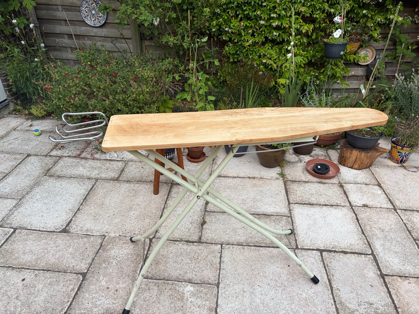 Vintage Houten strijkplank met metalen onderstel, Ophalen, Gebruikt