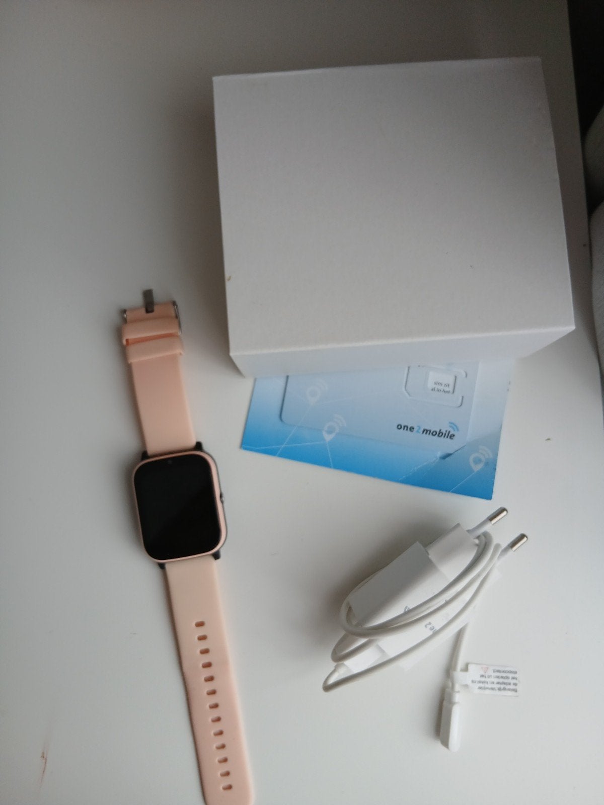 One2track smartwatch roze - Zo goed als nieuw, Ophalen, Zo goed als nieuw, Roze, Meisje