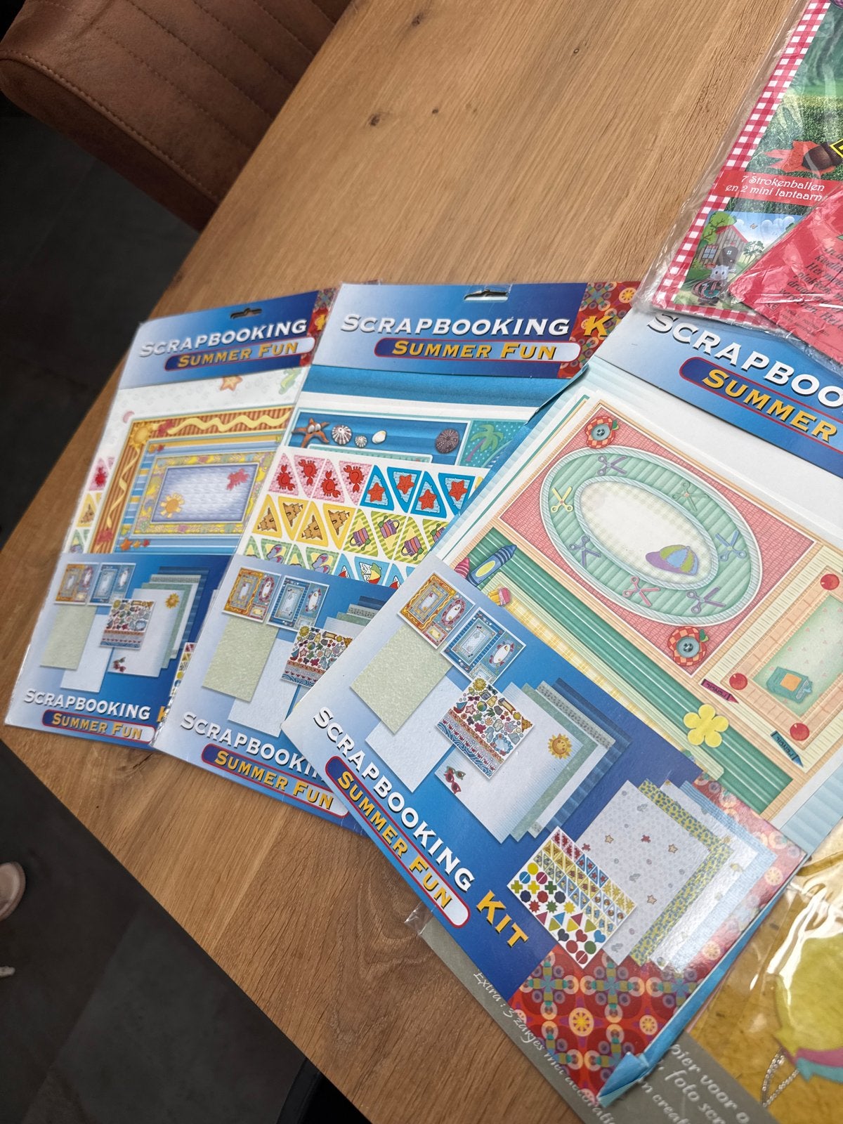 Scrapbooking Summer Fun Kits - 2 Gesloten Verpakkingen, Hobby en Vrije tijd, Scrapbooking, Ophalen of Verzenden, Nieuw, Overige typen