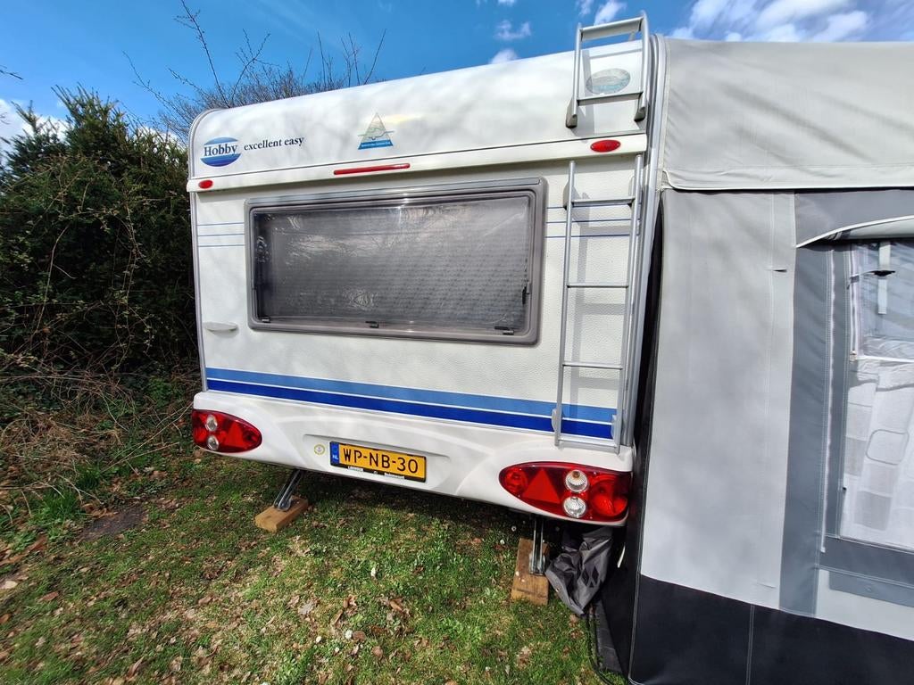 Nette Hobby Exellent 495 UFE 05 - Mover , Airco , Frans Bed, Rondzit, Hobby, Frans bed, Particulier