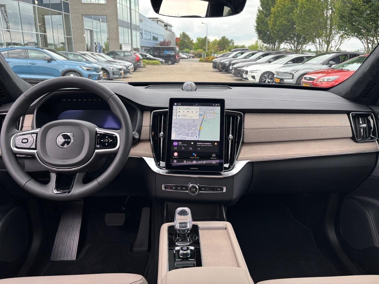 Volvo XC90 T8 Ultra Dark Luchtvering | Stoelmassage | 22 Inc, Auto's, Stof, Huisgarantie, Met garantie (alle), Blauw