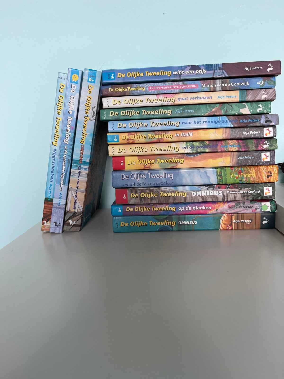 De Olijke Tweeling Boeken Collectie - 21 boeken, Ophalen of Verzenden, Zo goed als nieuw, Fictie