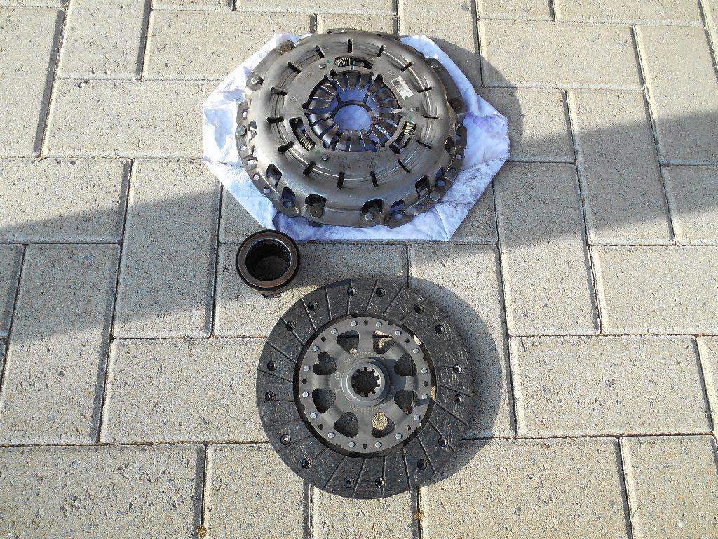 Foto 4 van BMW koppelingsset E36 E39 E46 E85 Z3