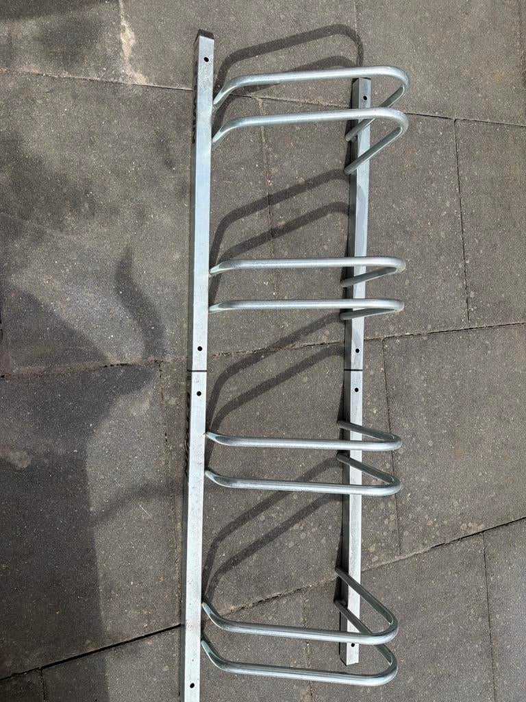 B'Twin fietsenrek voor 4 fietsen - Decathlon, Fietsen en Brommers, Fietsaccessoires | Fietsenrekken, Gebruikt, Ophalen
