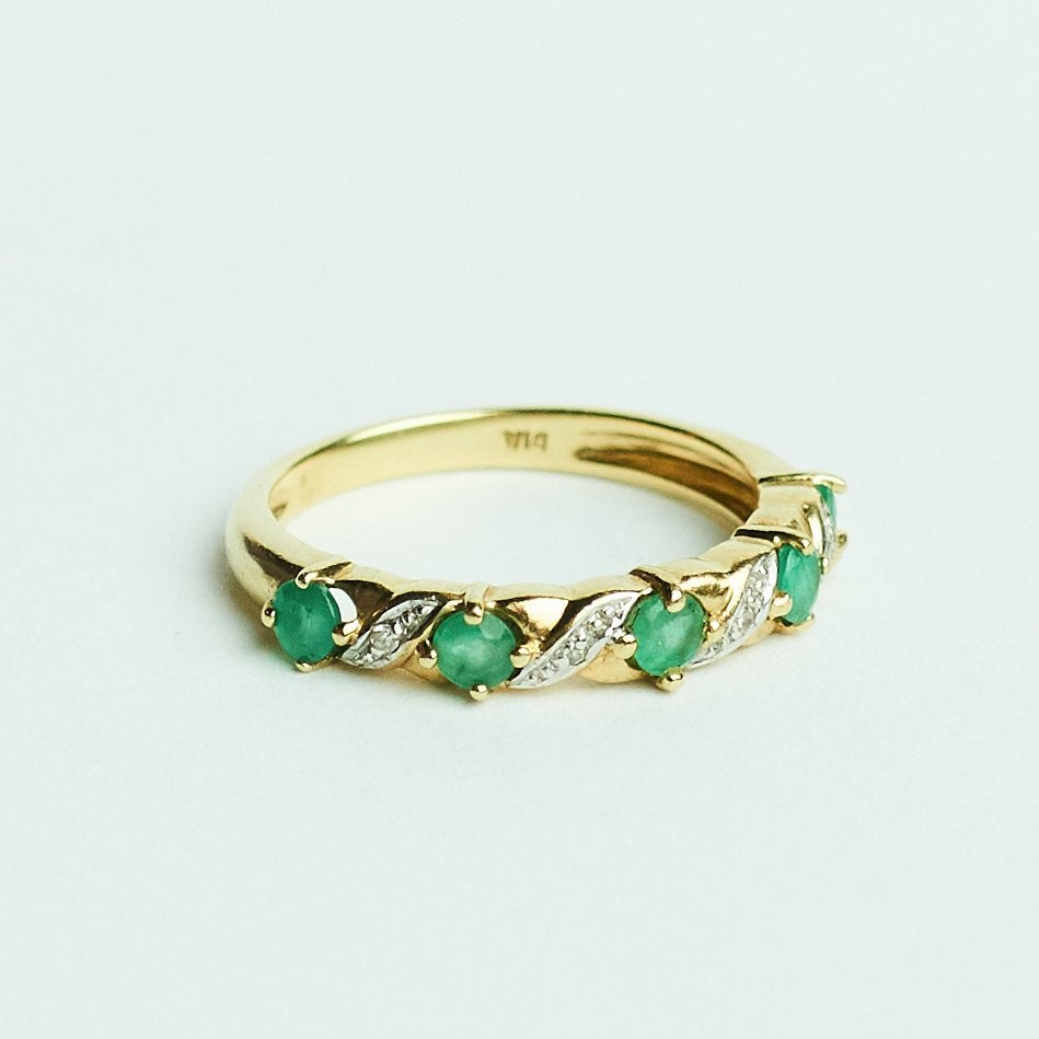 Vintage gouden ring met smaragd & diamant goud engeland, Ophalen of Verzenden, Met edelsteen, Dame, Goud