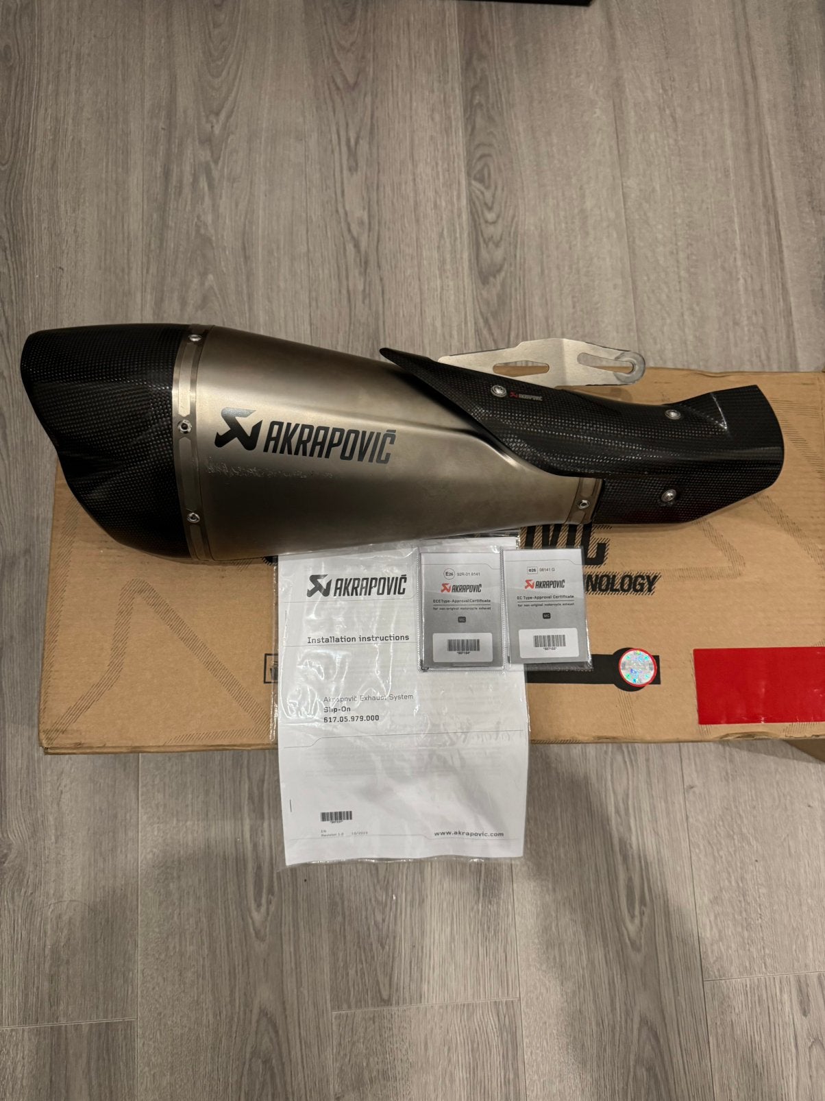 Akrapovic KTM 1290 SUPER DUKE R, Motoren, Ophalen of Verzenden
