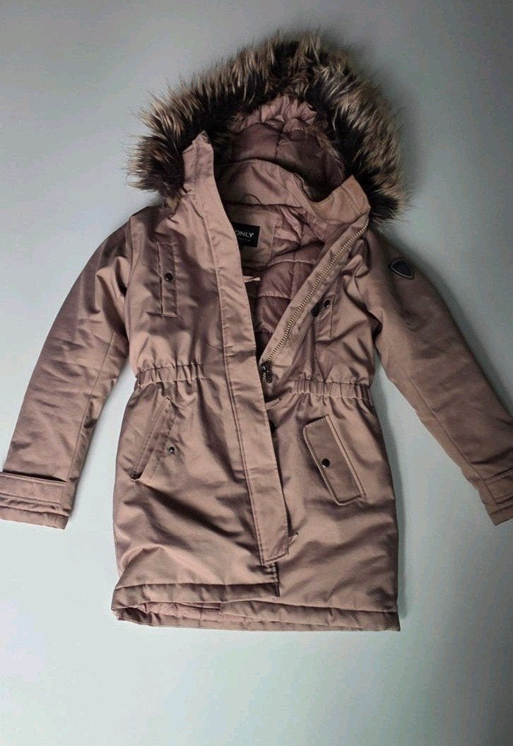 Leuke winterjas voor dames met capuchon, Maat 38/40 (M), Only, Bruin, Ophalen of Verzenden