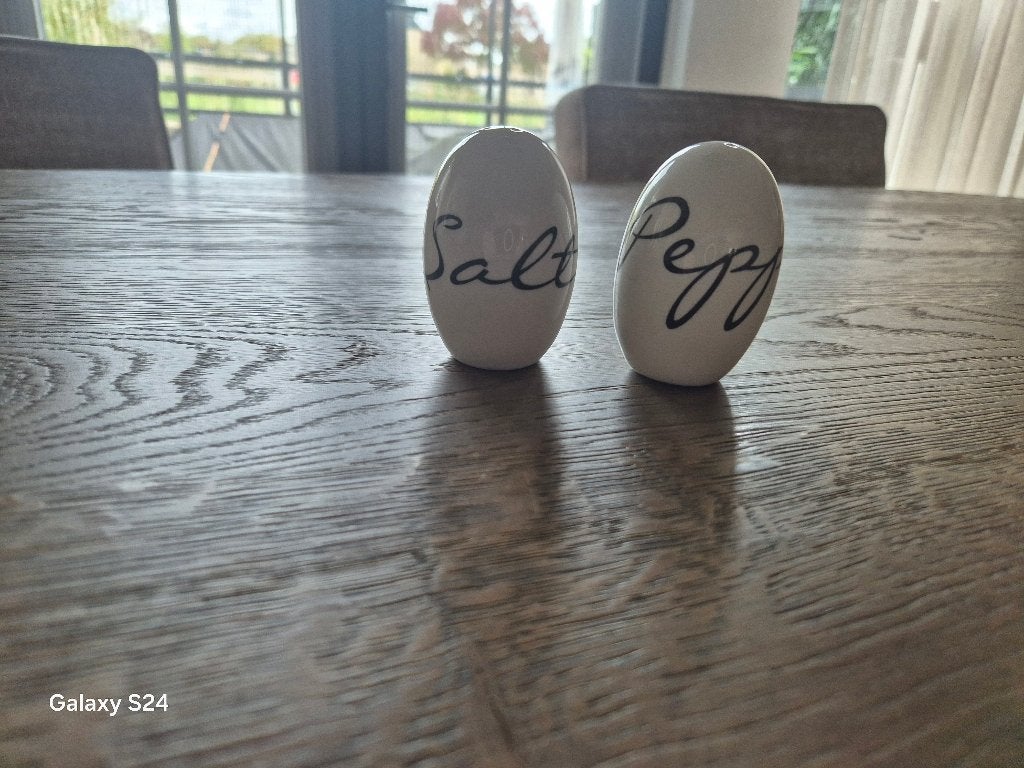 Riviera Maison eierrekje + zout & Peper, Ophalen of Verzenden, Zo goed als nieuw, Porselein, Overige typen