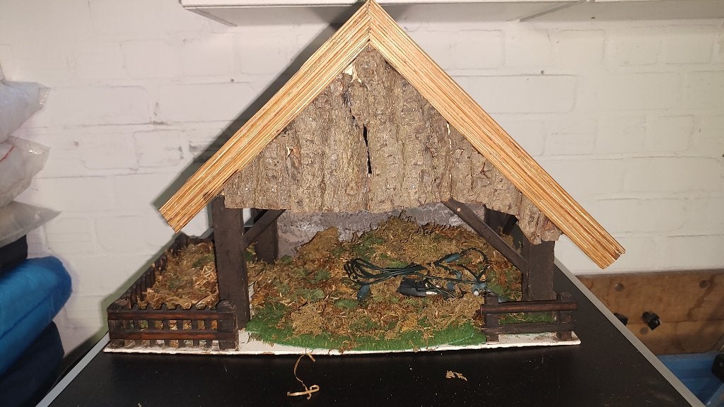 Kerststal van hout, Diversen, Kerst, Ophalen of Verzenden, Gebruikt
