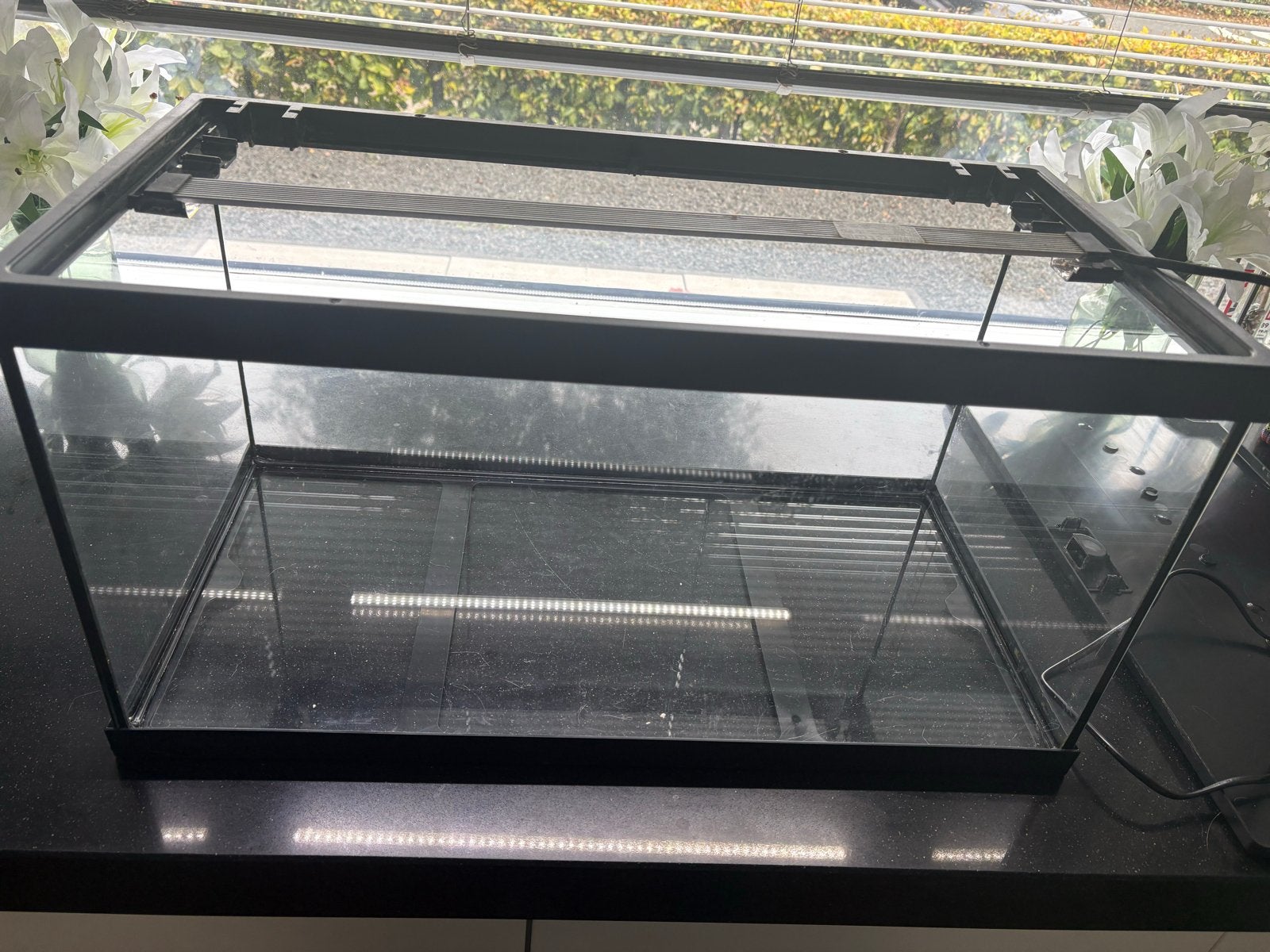 Eheim 60l aquarium met heel veel extra’s, Ophalen, Zo goed als nieuw, Leeg aquarium, Eheim