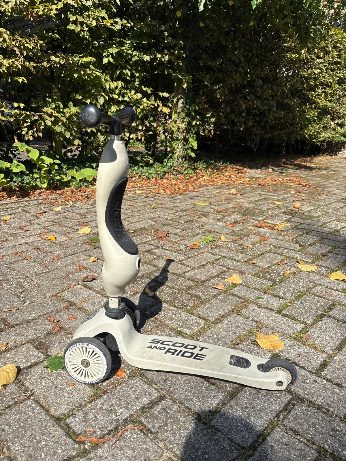 Scoot and Ride Meegroei Step - Wit/Zwart, Fietsen en Brommers, Ophalen, Gebruikt, Gewone step