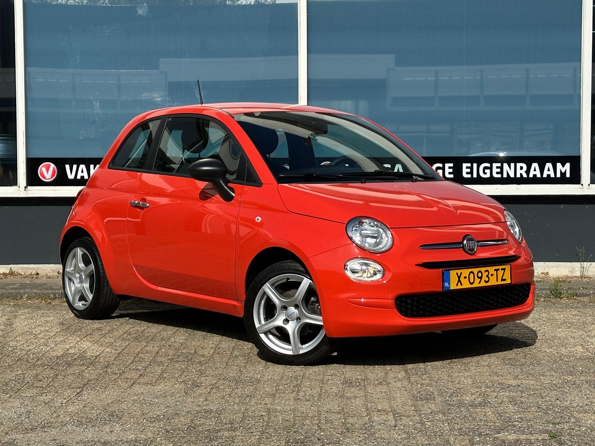Fiat 500 1.0 Hybrid Urban/AIRCO/DAB/BTW/LMV, Auto's, Fiat, Stof, Overige kleuren, 4 stoelen, Origineel Nederlands