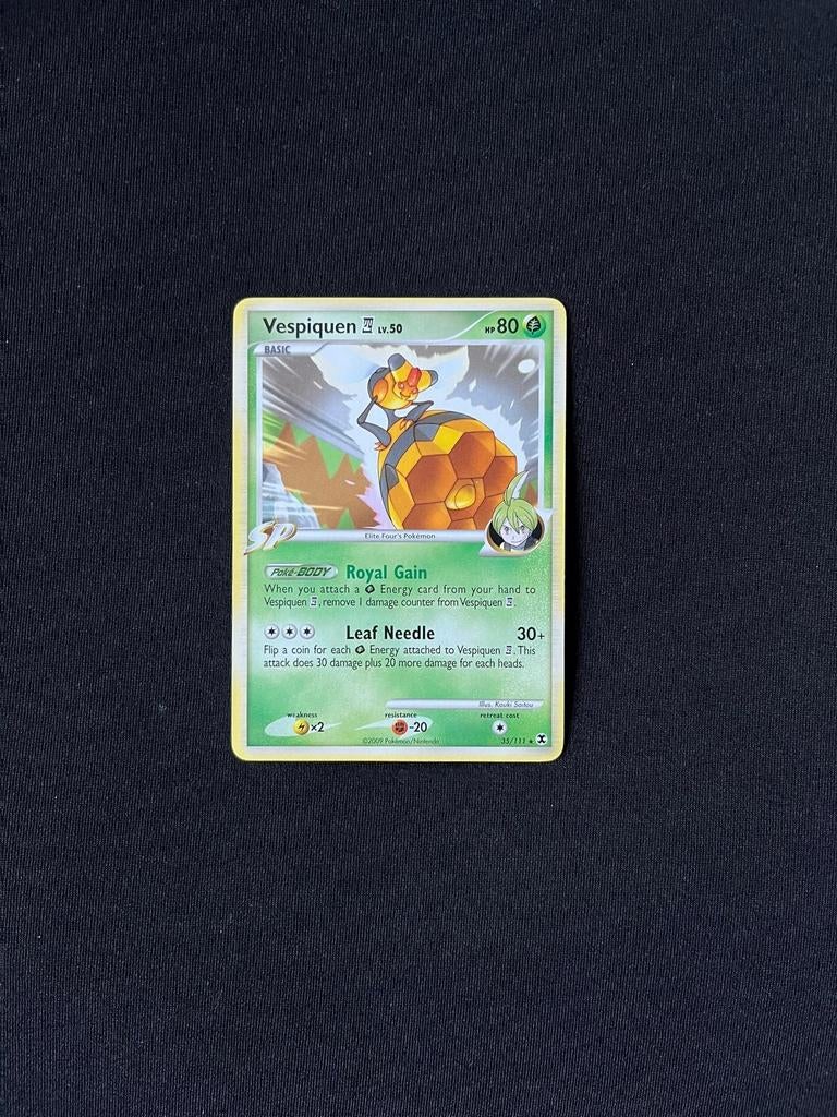Pokémon kaart Vespiquen 35/111, Ophalen of Verzenden, Zo goed als nieuw, Losse kaart