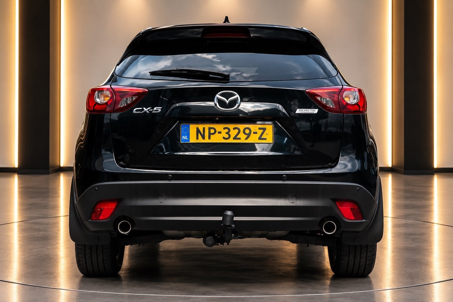 Foto 8 van Mazda CX-5 2.0 SkyActiv-G 165 GT-M Line | Open dak | Memory