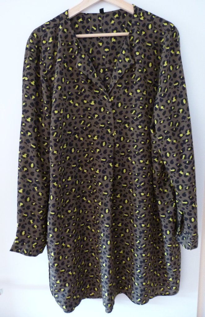 Tuniek, Hema, donkergroen met panterprint (geel/zwart), XL, Maat 46/48 (XL) of groter, Ophalen of Verzenden, Zo goed als nieuw