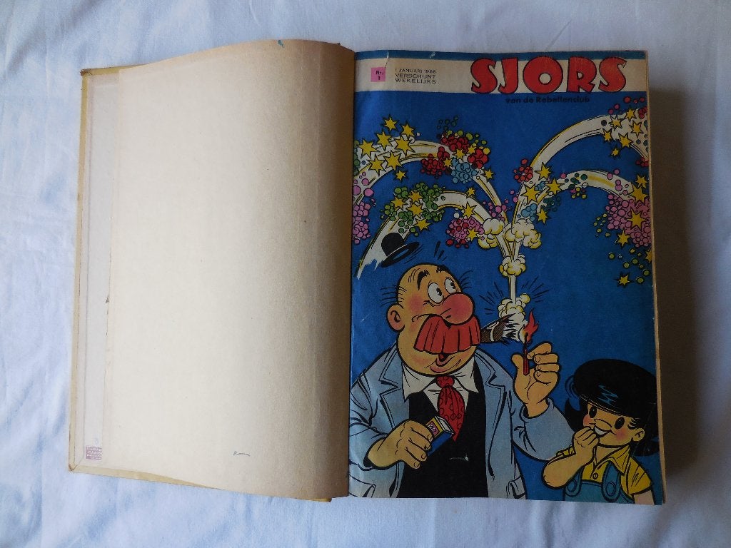 Strip Sjors Ingebonden 1e en 2e deel 1966, Meerdere stripboeken, Ophalen, Gelezen