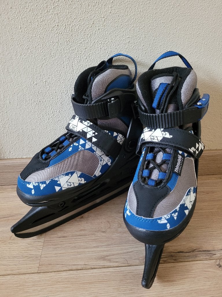 8. Schaatsen. Ijshockey. Crivit. Mt 33 t/m 36. Nieuw, Overige merken, Nieuw, Ophalen of Verzenden, IJshockeyschaatsen