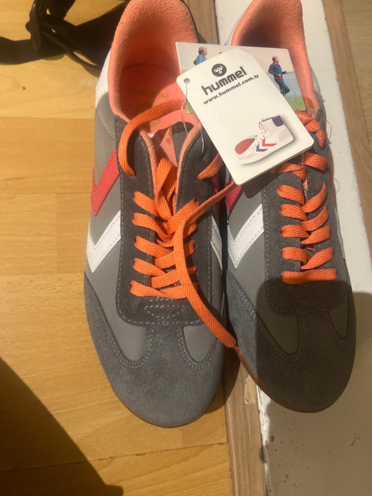 Hummel Stadion TR Sneakers - Grijs/Oranje, Maat 39, Ophalen of Verzenden, Nieuw, Grijs, Sneakers of Gympen