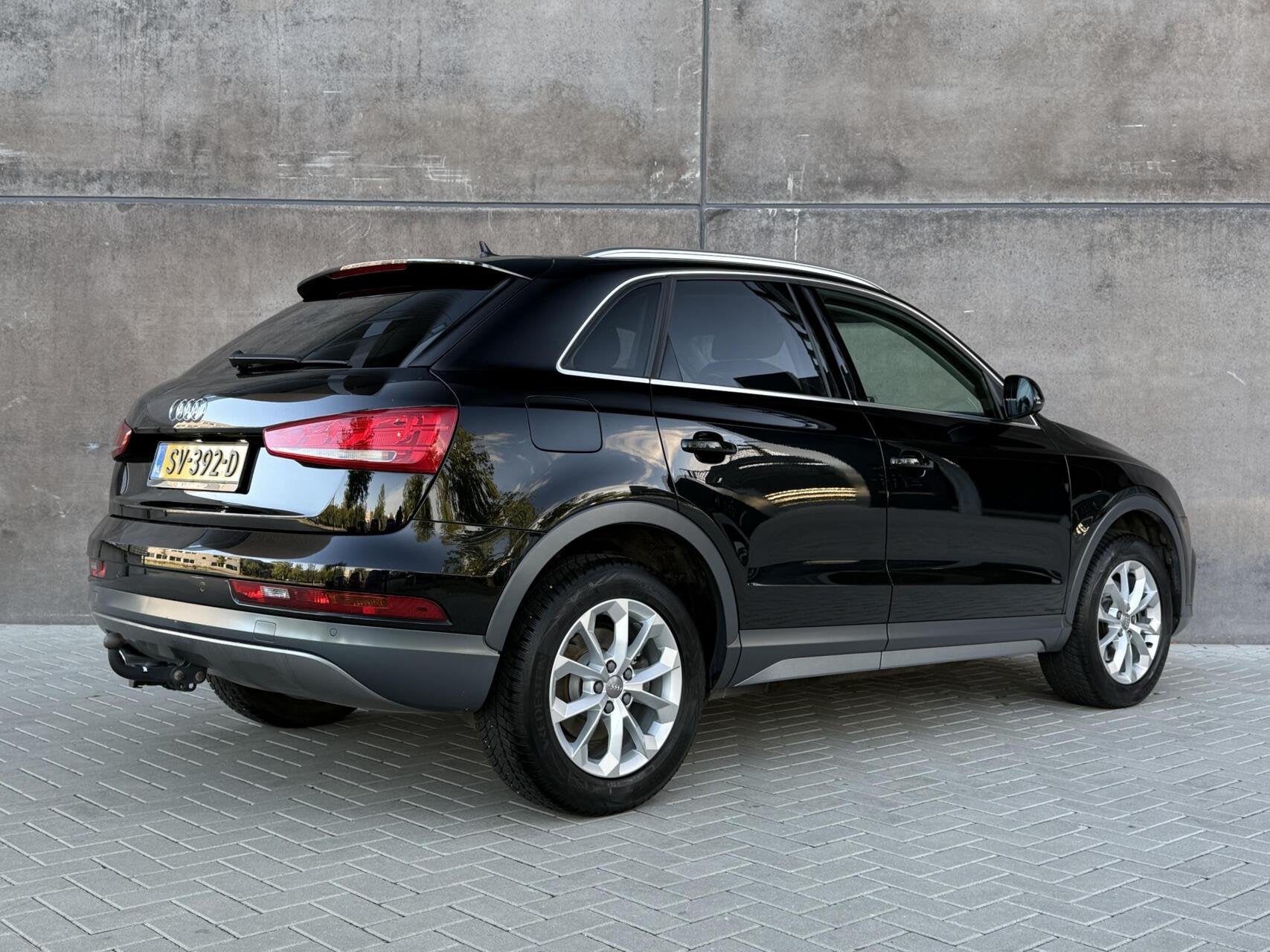 Audi Q3 1.4 TFSI CoD Design Pro Line Plus | Trekhaak | Keyle, 4 cilinders, 150 pk, Zwart, SUV of Terreinwagen