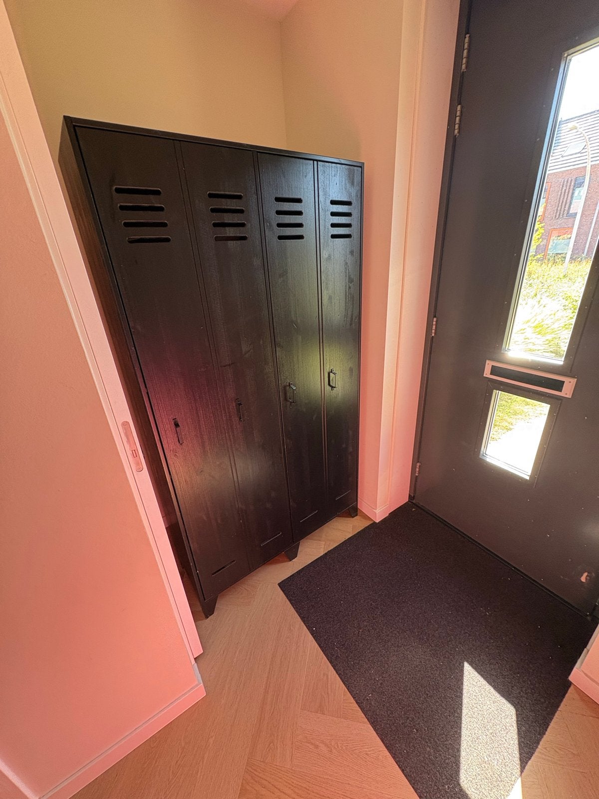 Zwarte locker kast hout- Industriële stijl Woood, Ophalen, Gebruikt