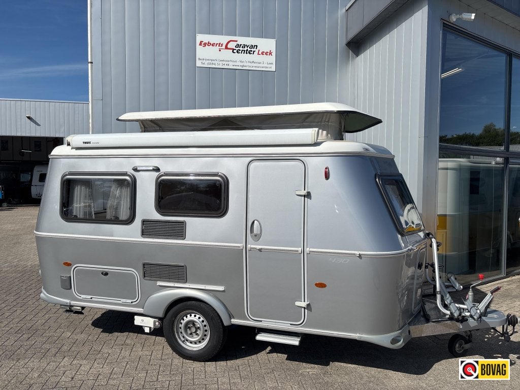 Eriba Touring Triton 430 GT Luifel Fietsendrager 2016, Luifel, 4 tot 5 meter, Eriba, Dwarsbed