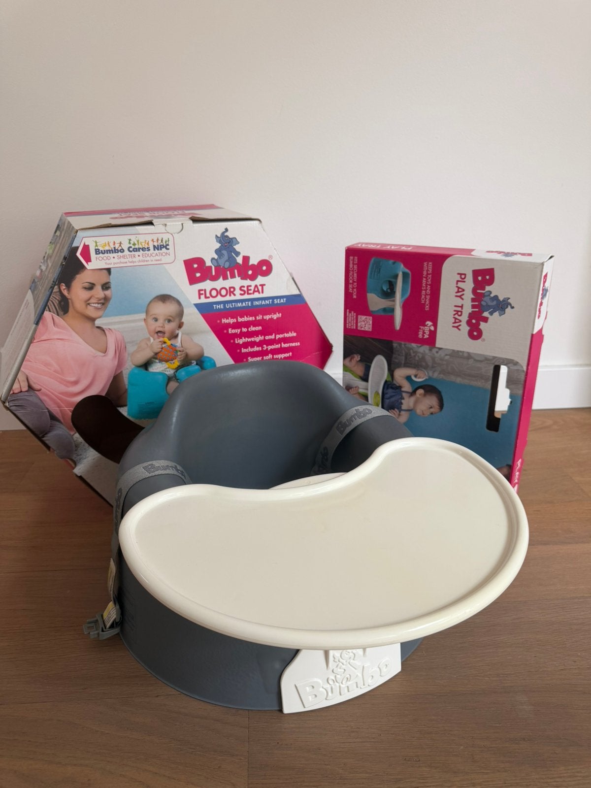 Bumbo floor seat en tray met doos, Ophalen, Zo goed als nieuw, Overige typen