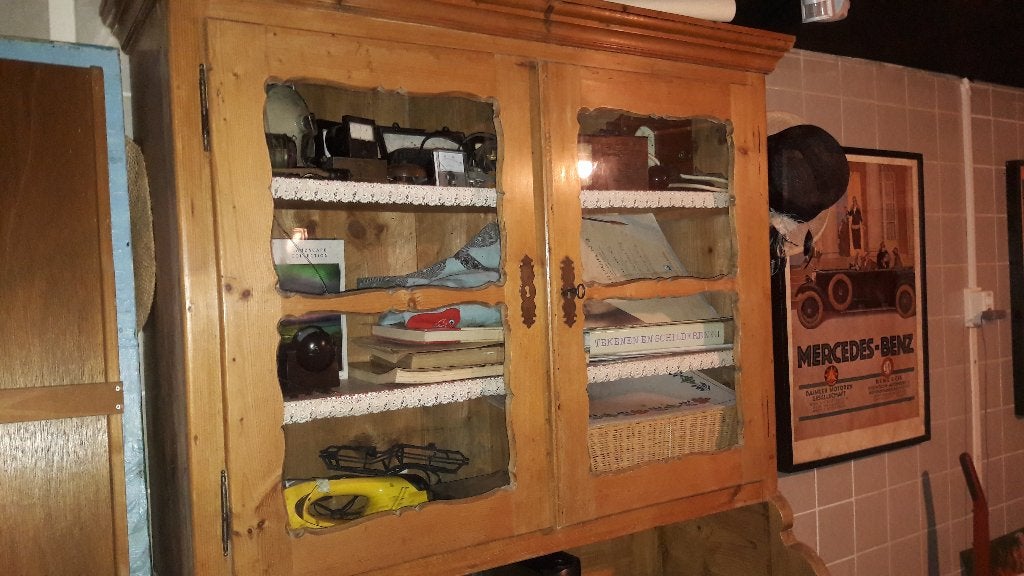 Grenen kast, massief klassiek 210h, 110b, 48d., Huis en Inrichting, Ophalen, Gebruikt, 100 tot 150 cm, 200 cm of meer
