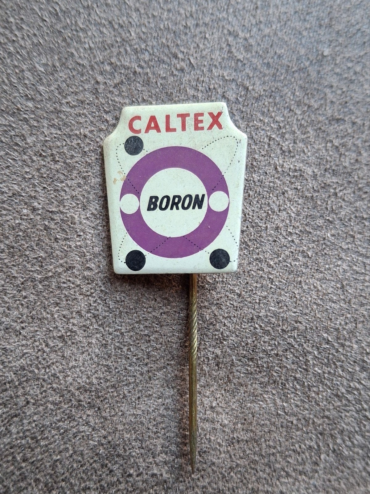 Speldje Caltex Boron, Verzamelen, Ophalen of Verzenden, Gebruikt
