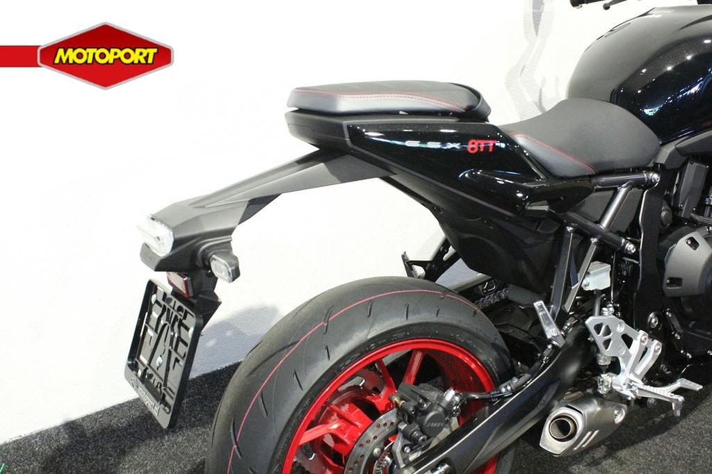 Suzuki GSX GSX-8TT, Motoren, Bedrijf, Naked bike