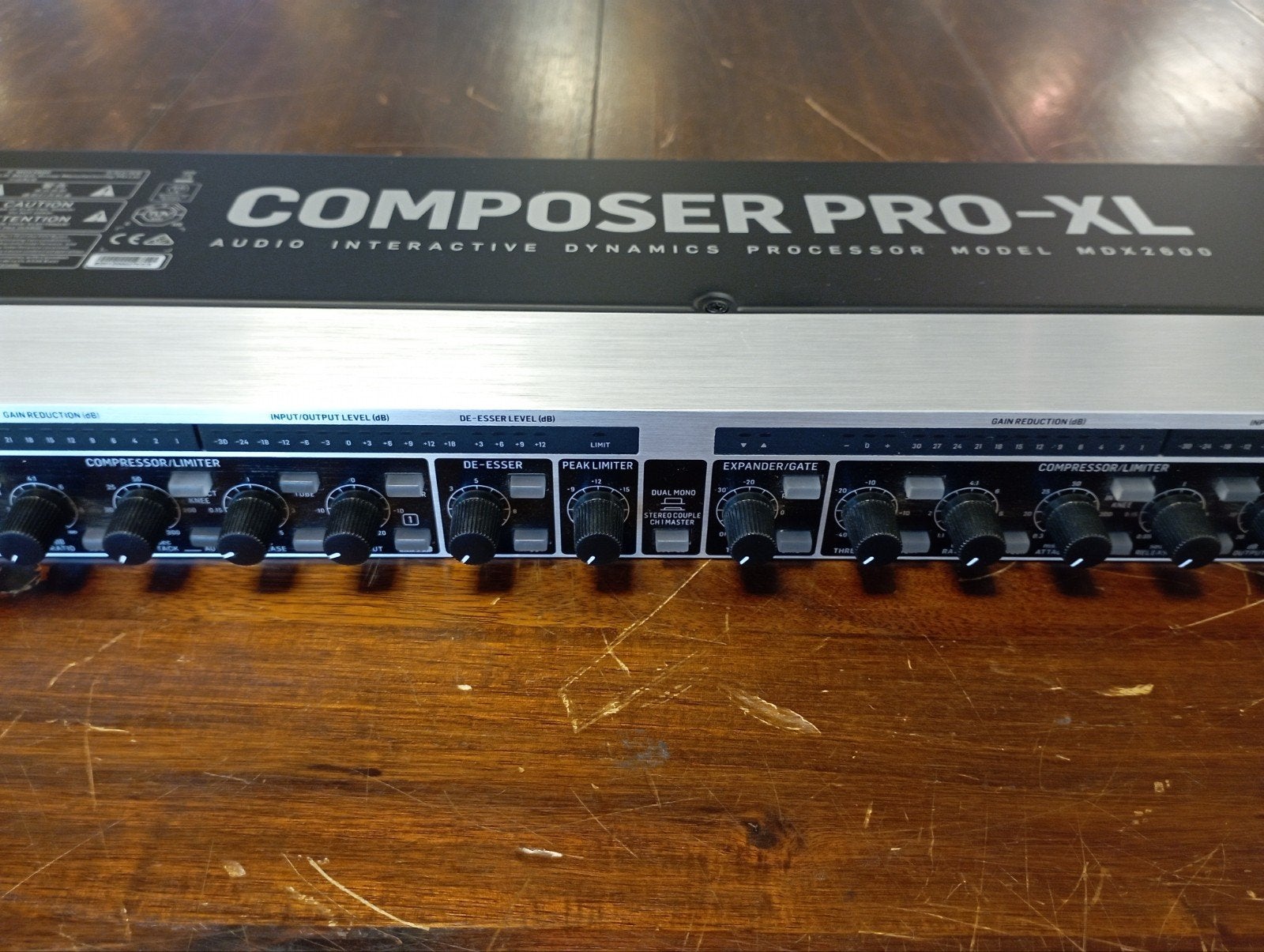 Behringer Composer Pro-XL MDX2600 - Zo goed als nieuw, Ophalen of Verzenden