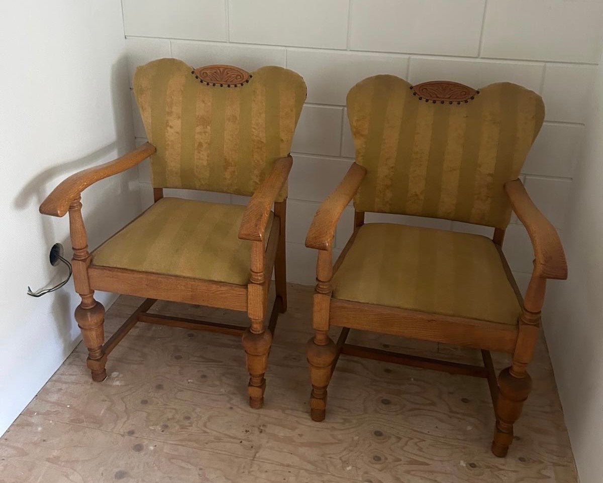8 vintage eetkamerstoelen waarvan  2 met armleuningen, Antiek en Kunst, Ophalen
