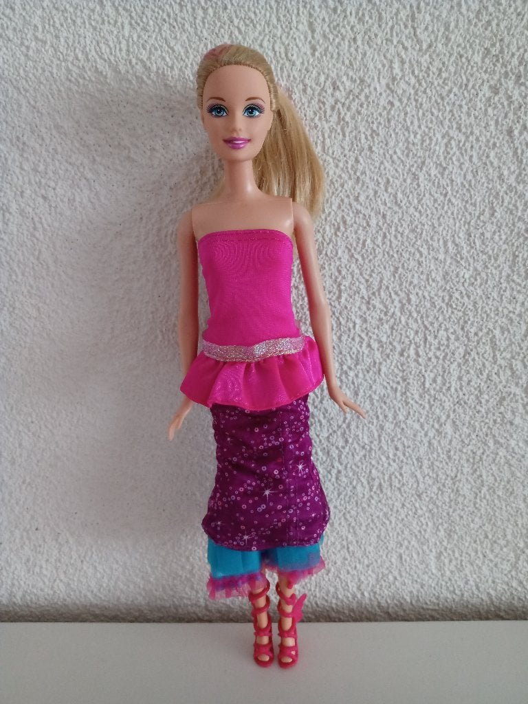 Barbie van de film BARBIE HET FEEËNMYSTERIE, Ophalen of Verzenden, Gebruikt, Pop