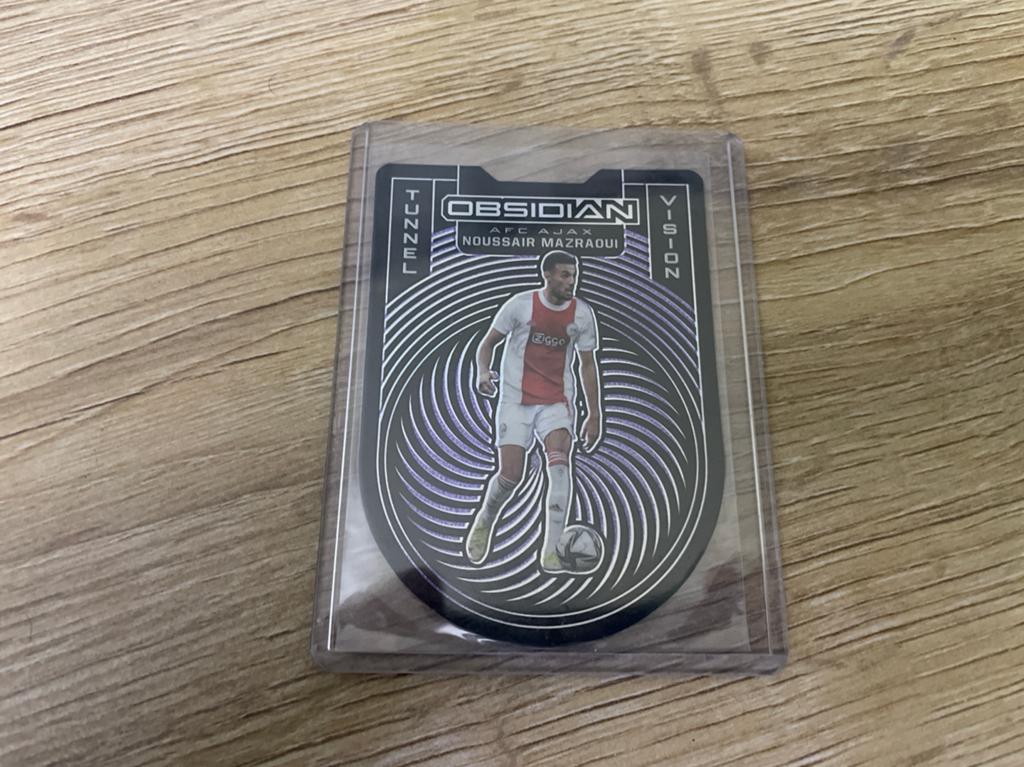 Noussair Mazraoui Obsidian Vision Spelerskaart Ajax, Ophalen of Verzenden, Zo goed als nieuw, Ajax, Spelerskaart