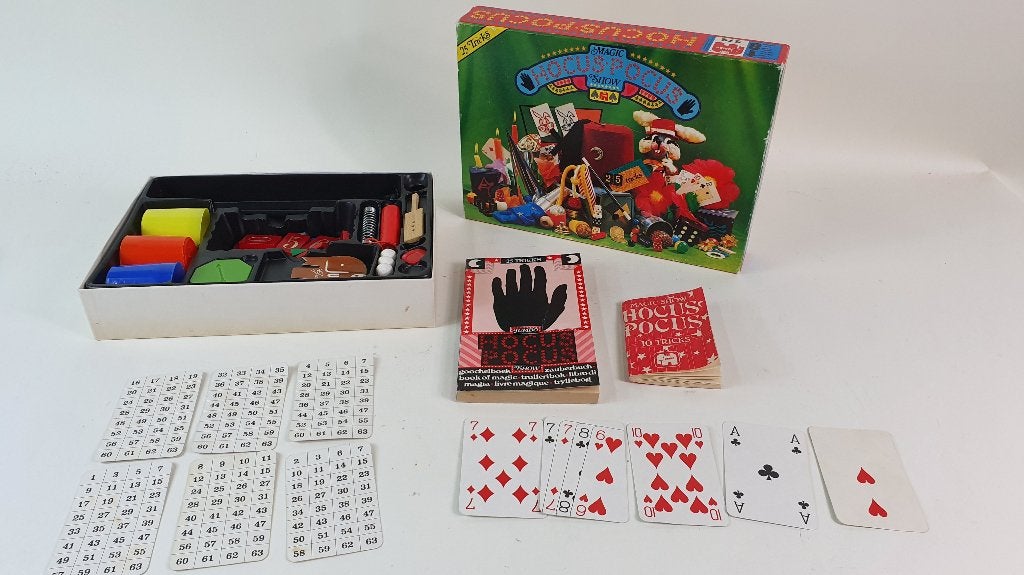 Magic Hocus Pocus Show, vintage Jumbo goocheldoos. 2A13, Antiek en Kunst, Ophalen of Verzenden