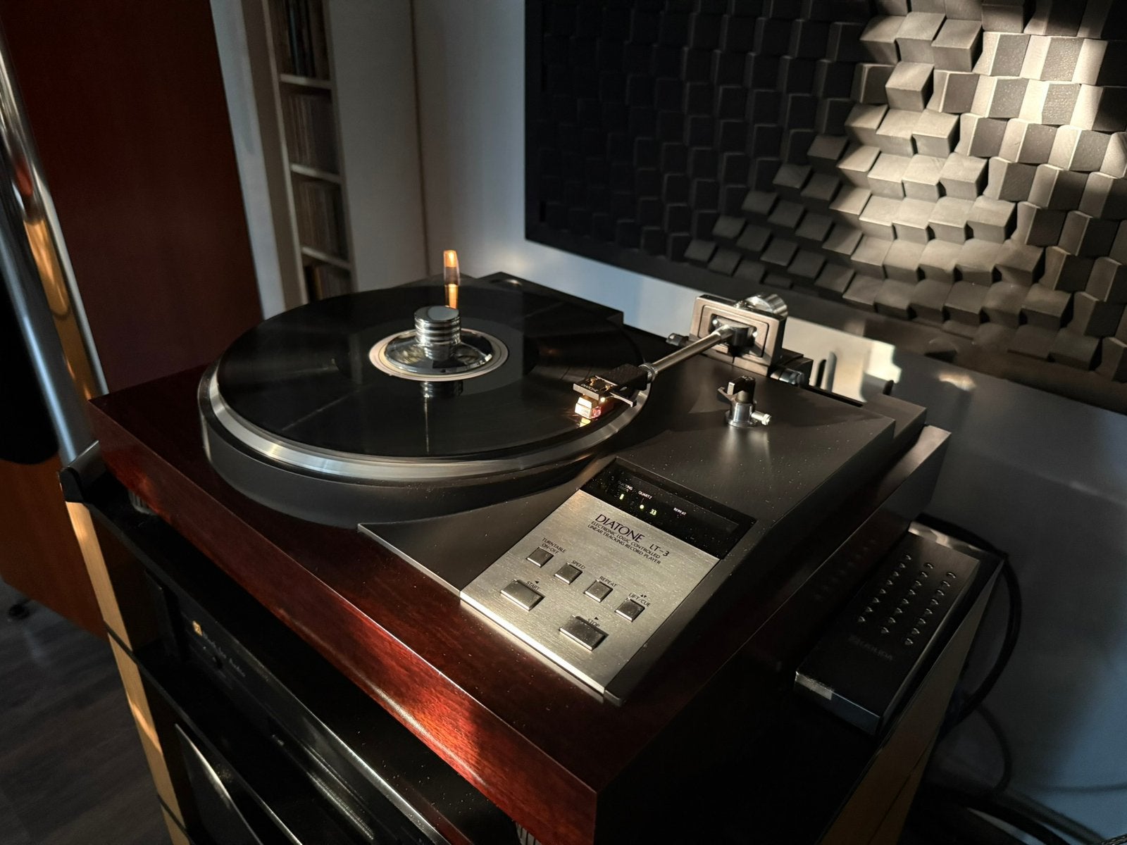 Diatone LT-3 high end linear tracking turntable, Audio, Tv en Foto, Platenspelers, Zo goed als nieuw, Overige merken, Ophalen of Verzenden